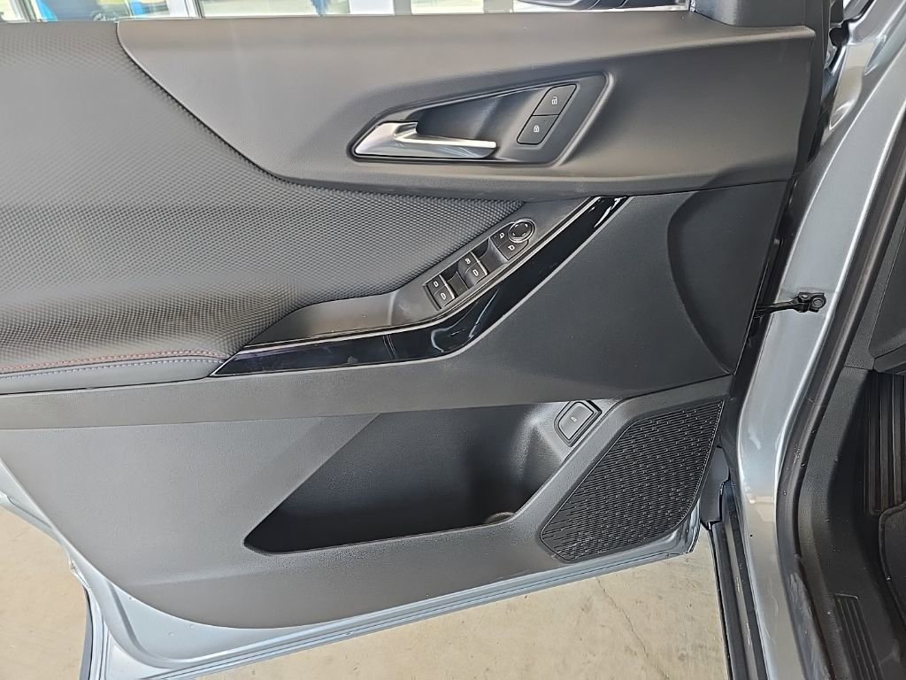 New 2026 Chevrolet Equinox RS w/ Safety and Technology Package image 9