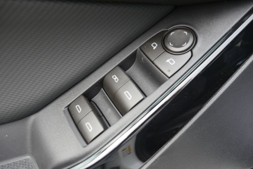 New 2026 Chevrolet Equinox LT image 31