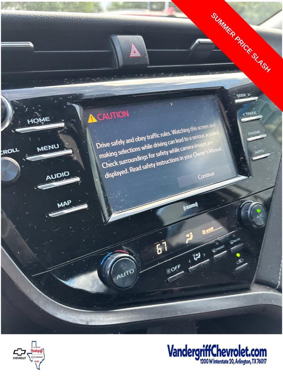 Used 2020 Toyota Camry SE FWD image 23