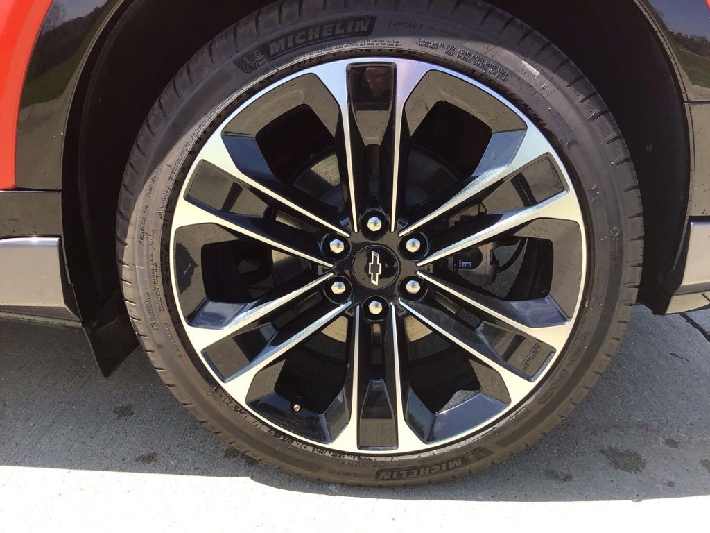 Used 2025 Chevrolet Blazer EV SS image 28