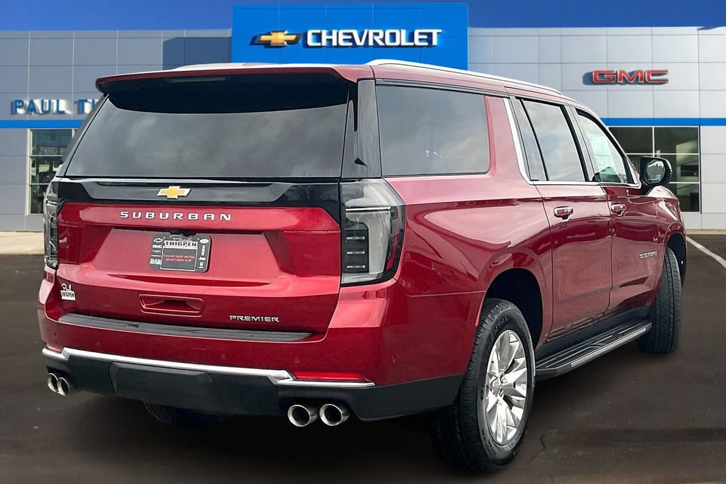 New 2025 Chevrolet Suburban Premier w/ Sun And Tow Package AWD/4WD image 18