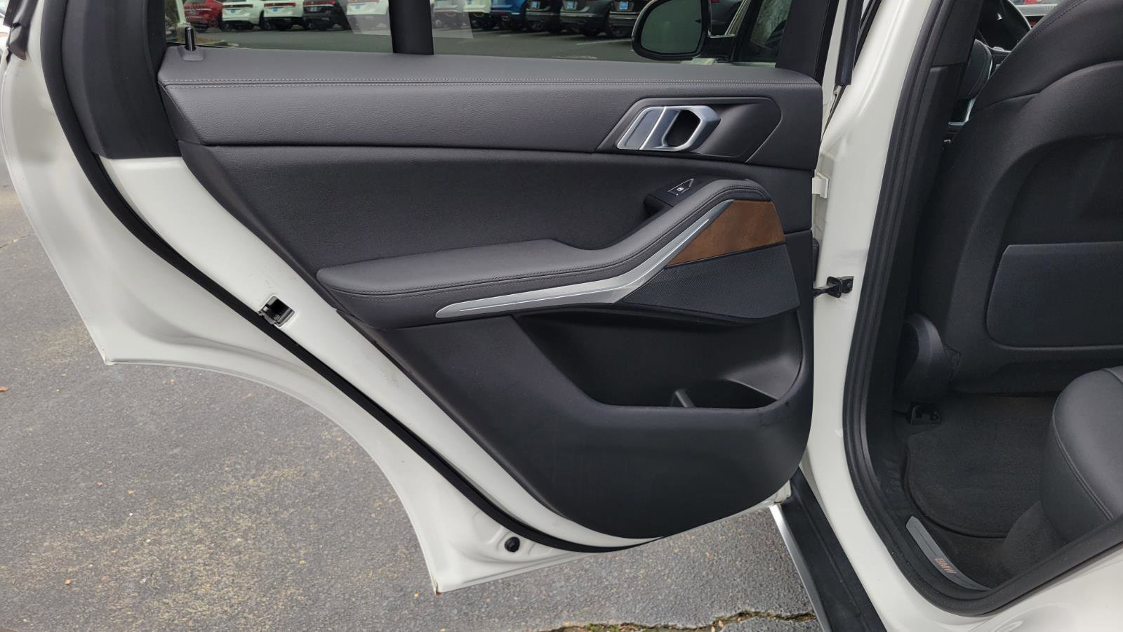 Used 2020 BMW X5 sDrive40i image 33