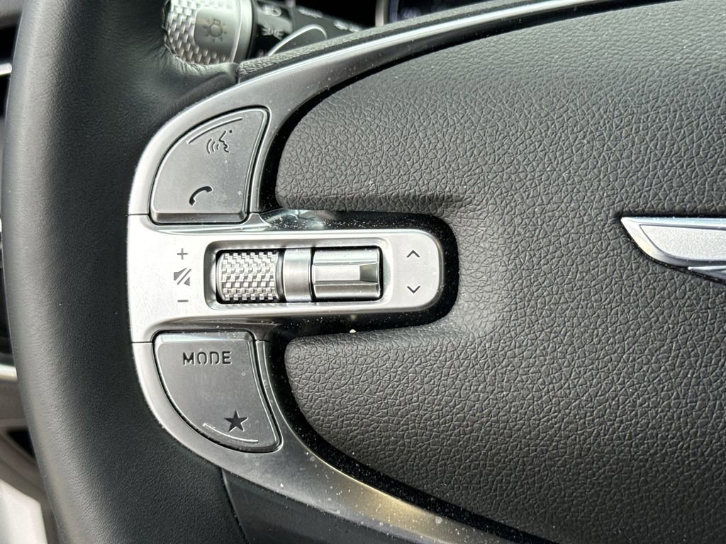 Used 2023 Genesis GV70 2.5T image 26