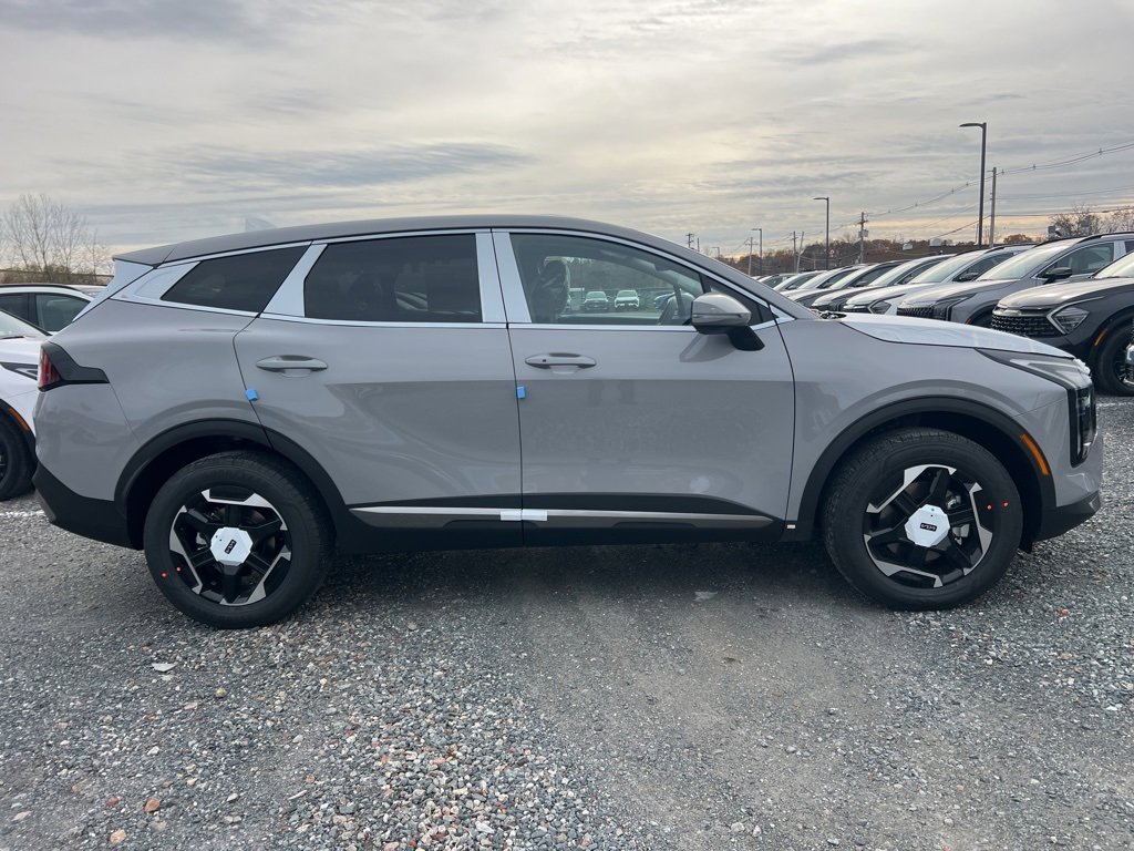 New 2026 Kia Sportage S image 4