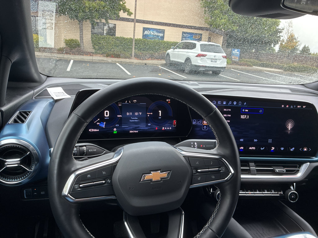 Used 2024 Chevrolet Equinox EV LT FWD image 20