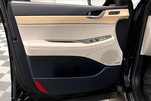 Used 2024 Hyundai Palisade Limited image 17