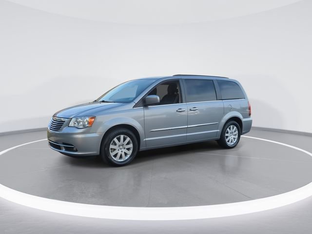Used 2015 Chrysler Town & Country Touring w/ Driver Convenience Group image 4