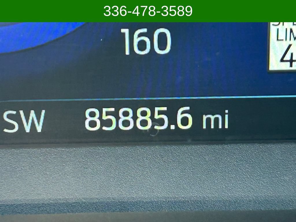 Used 2020 Ford Escape Titanium AWD/4WD image 16