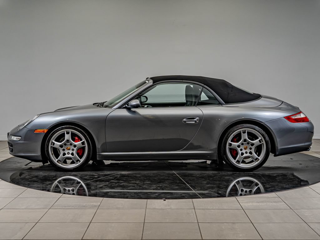 Used 2005 Porsche 911 Carrera S RWD image 2