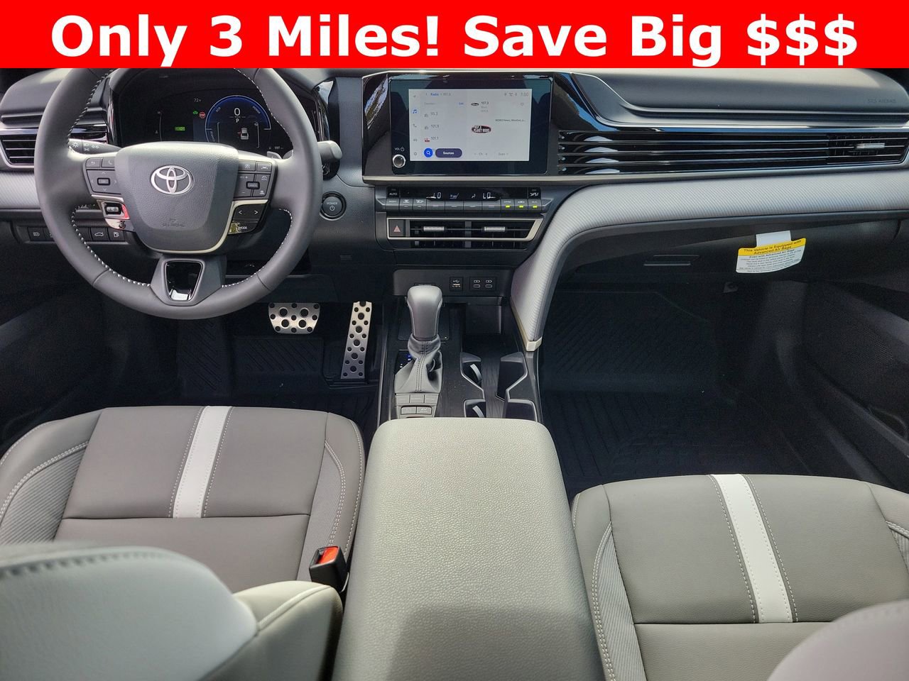 Used 2026 Toyota Camry SE image 13