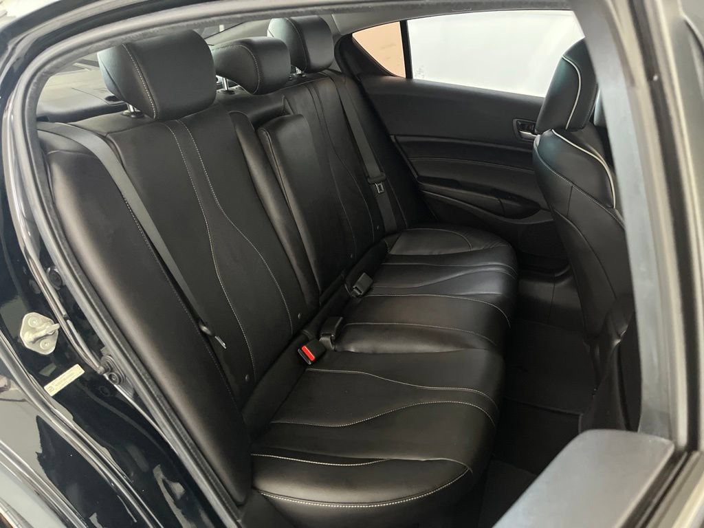 Used 2019 Acura ILX w/ Technology Package FWD image 20