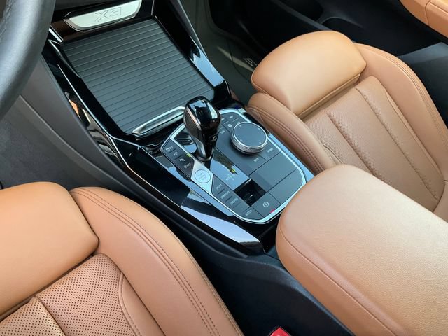 Used 2024 BMW X3 sDrive30i w/ Premium Package RWD image 17