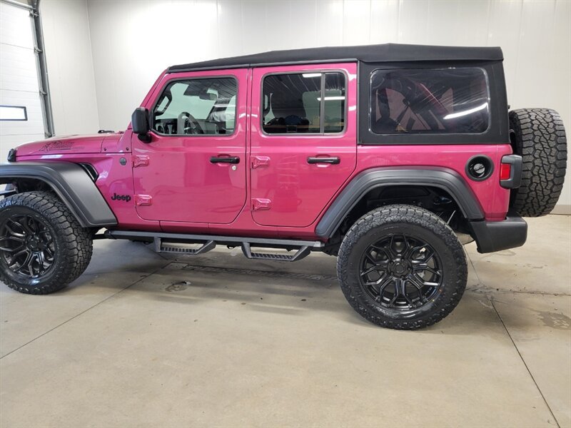 Used 2024 Jeep Wrangler Unlimited Sport AWD/4WD image 5
