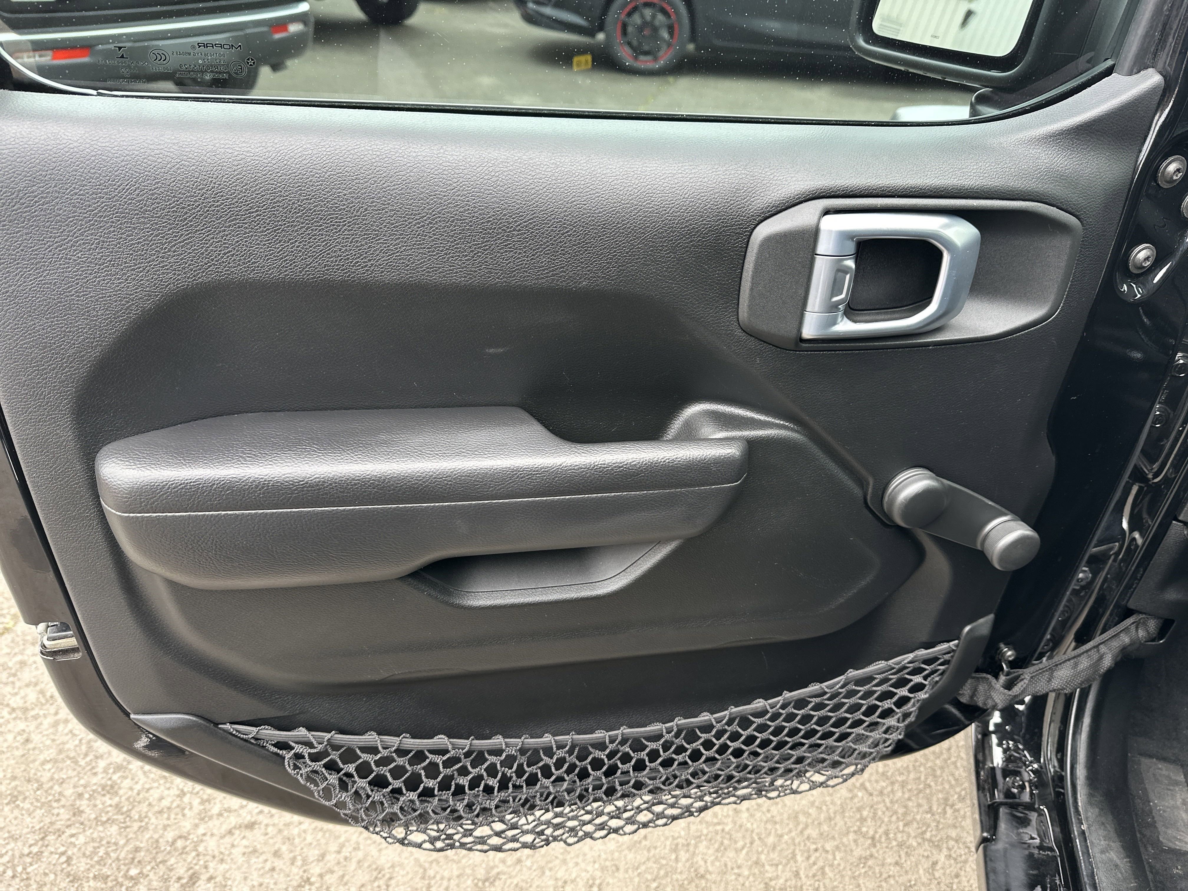 Used 2022 Jeep Wrangler Sport image 13