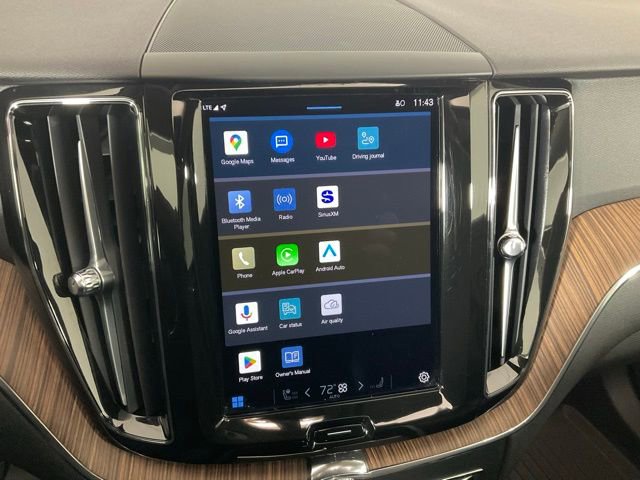 Used 2023 Volvo XC60 B5 Plus w/ Climate Package image 12