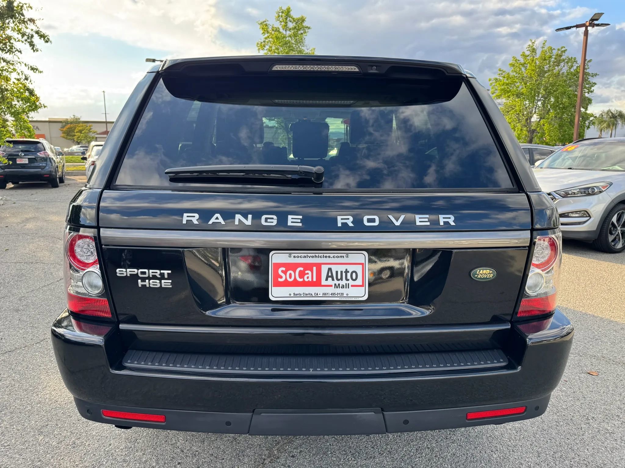 Used 2013 Land Rover Range Rover Sport HSE AWD/4WD image 4