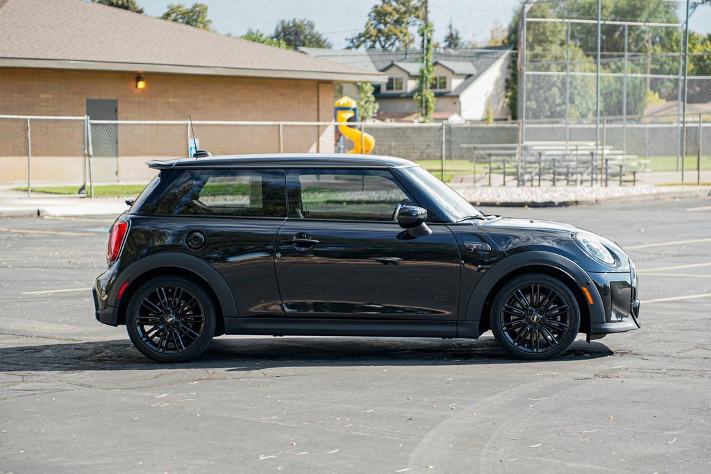 Used 2023 MINI Cooper S image 4