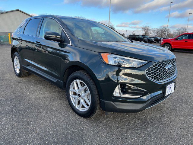 Used 2024 Ford Edge SEL w/ Convenience Package image 8