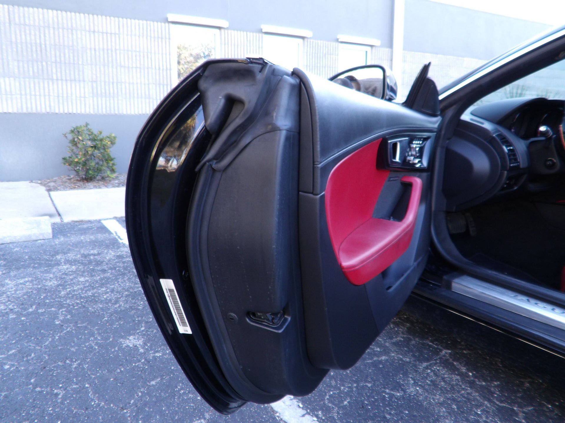 Used 2015 Jaguar F-TYPE S image 40