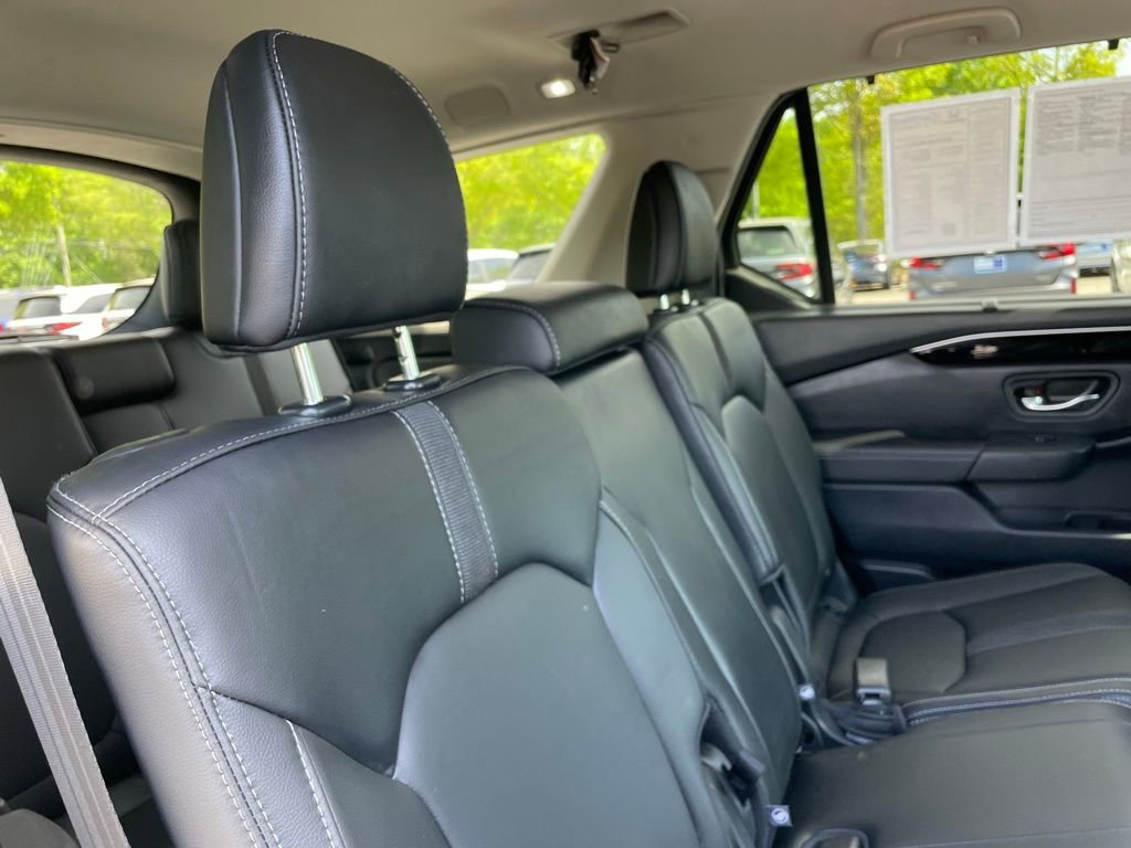 Certified 2025 Honda Pilot EX-L image 37
