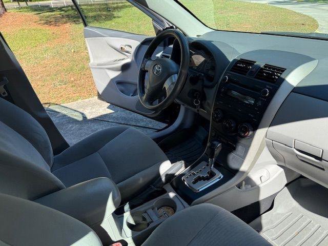 Used 2010 Toyota Corolla FWD image 28