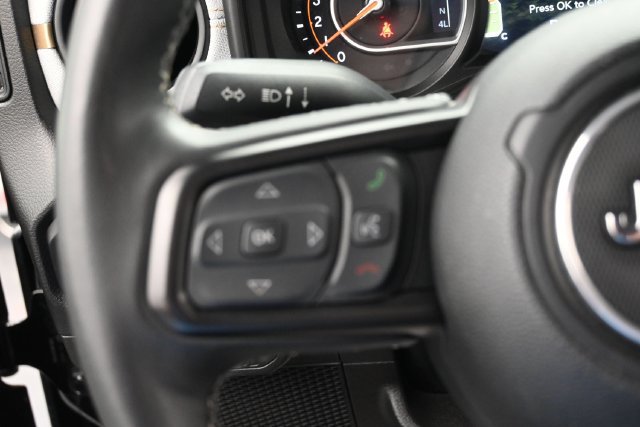 Used 2025 Jeep Wrangler Unlimited Sport AWD/4WD image 21