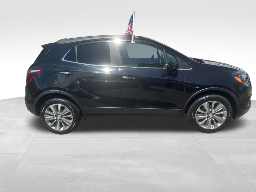 Used 2020 Buick Encore Preferred w/ Safety Package image 38