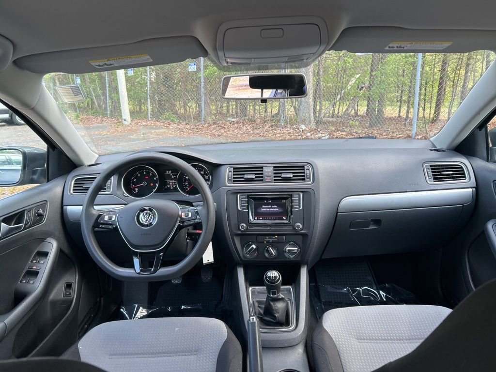 Used 2017 Volkswagen Jetta S FWD image 28