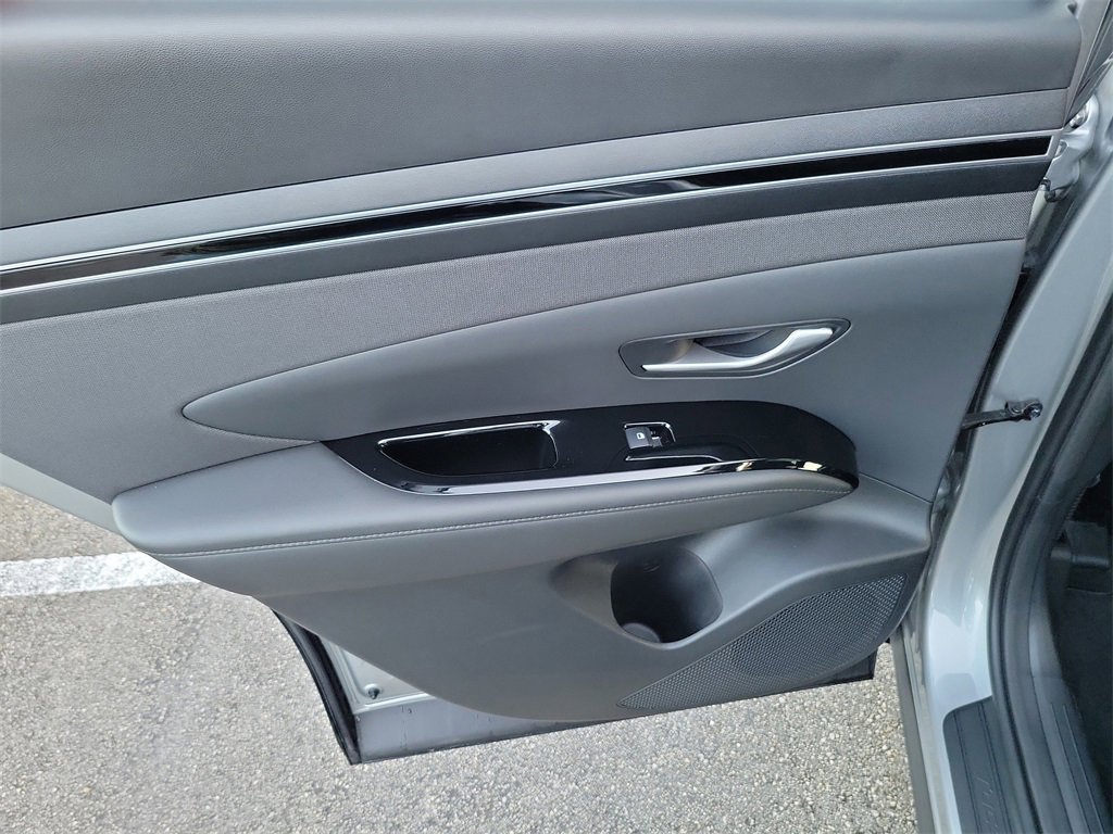 Used 2023 Hyundai Tucson SEL image 11