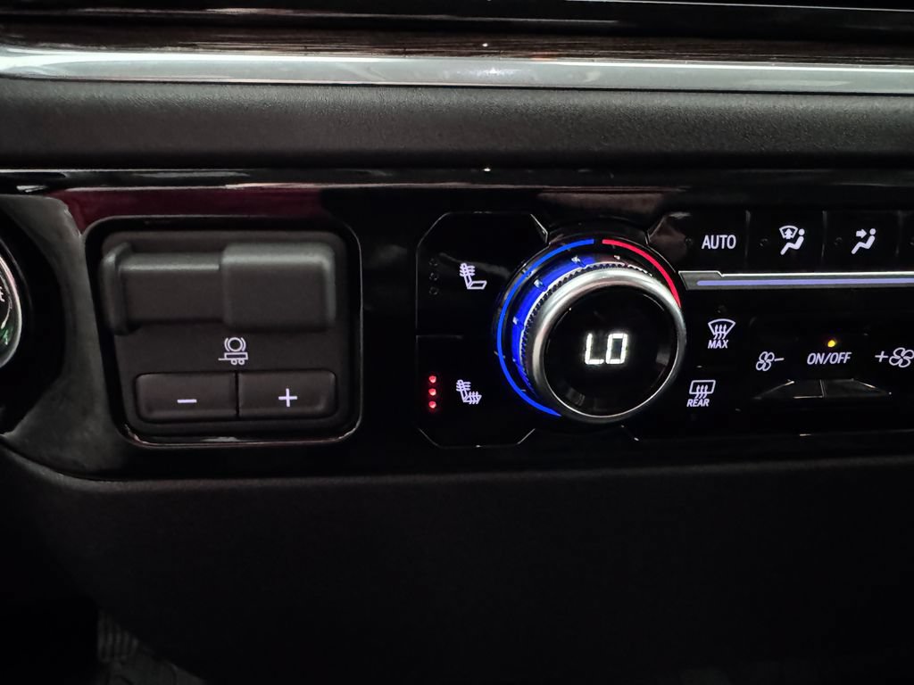 Certified 2026 GMC Sierra 1500 Elevation w/ Elevation Select Package AWD/4WD image 24