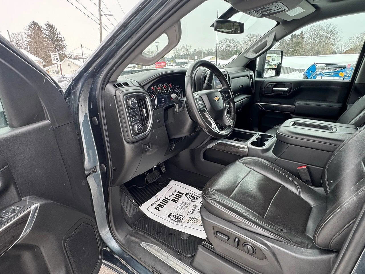 Used 2020 Chevrolet Silverado 2500 LTZ w/ LTZ Convenience Package image 5
