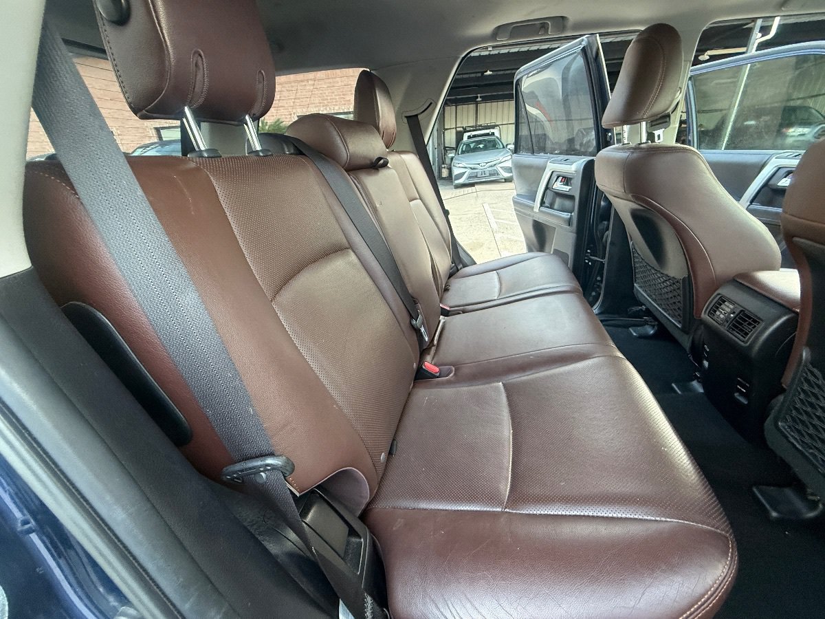 Used 2018 Toyota 4Runner Limited RWD image 18