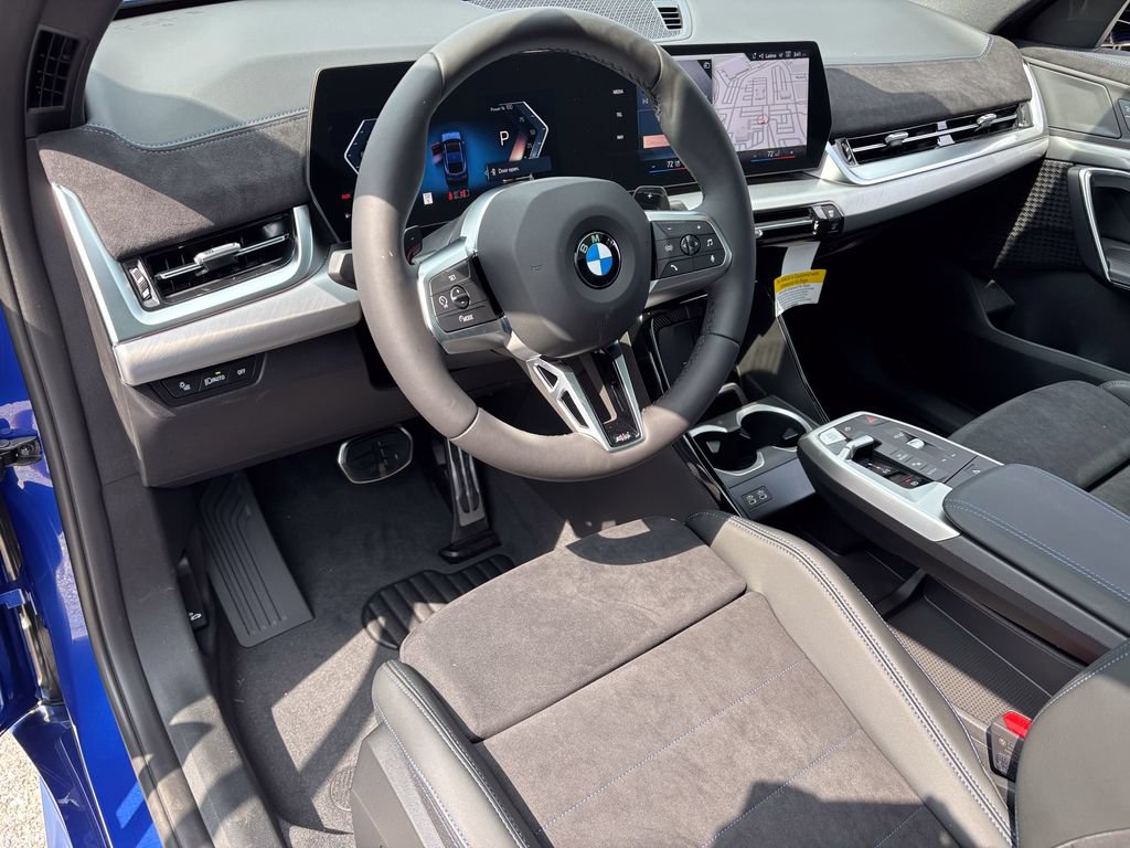 New 2026 BMW X2 xDrive28i w/ M Sport Package AWD/4WD image 11