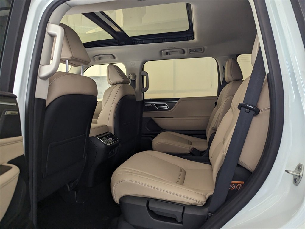 New 2026 INFINITI QX80 Pure w/ Cargo Package image 7