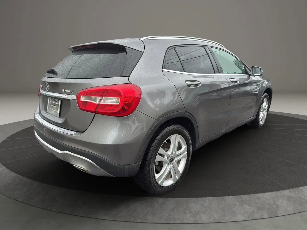 Used 2018 Mercedes-Benz GLA 250 4MATIC image 5