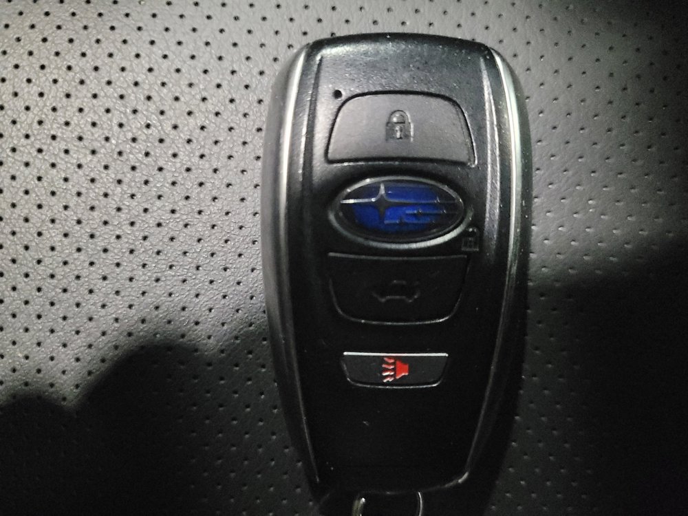 Used 2021 Subaru Impreza 2.0i Limited image 32