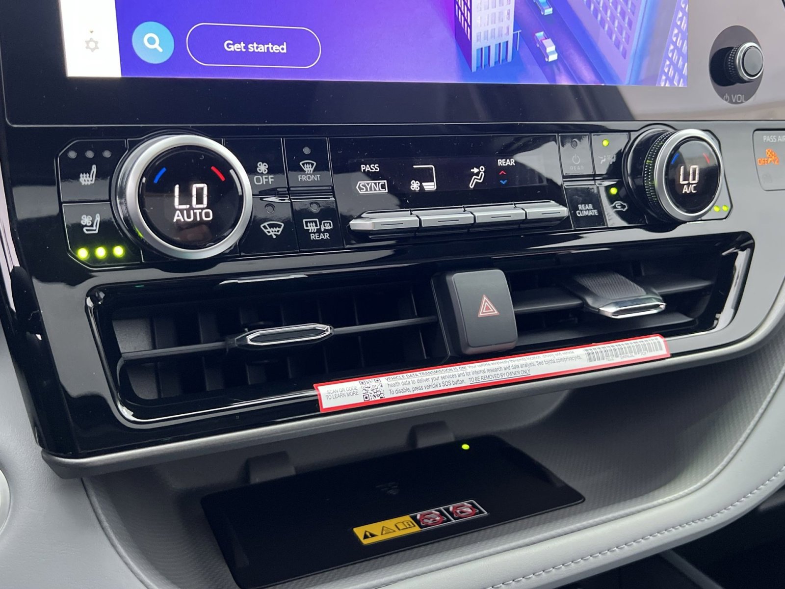 New 2025 Toyota Highlander Limited image 15