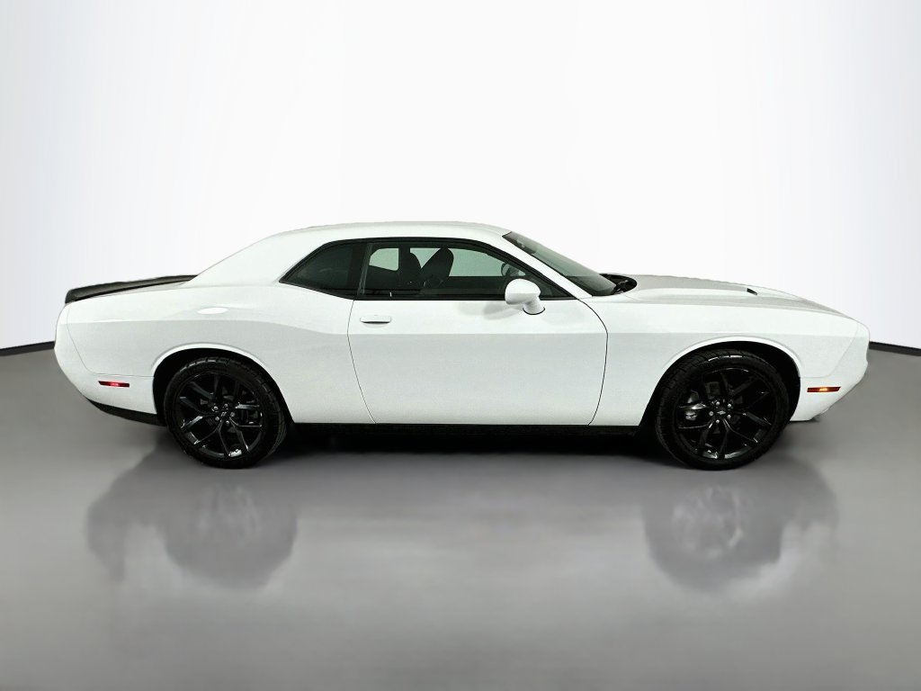 Used 2022 Dodge Challenger SXT w/ Blacktop Package RWD image 4