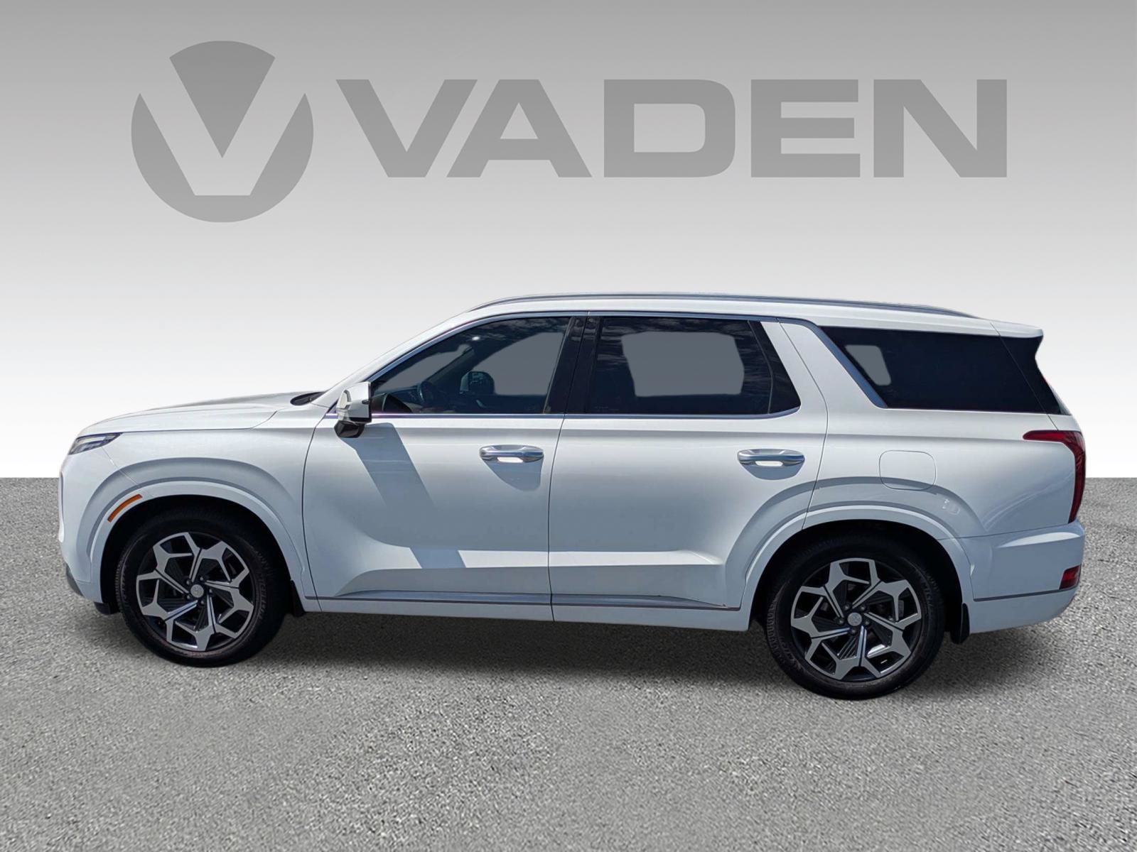 Used 2022 Hyundai Palisade Calligraphy w/ Cargo Package FWD image 32