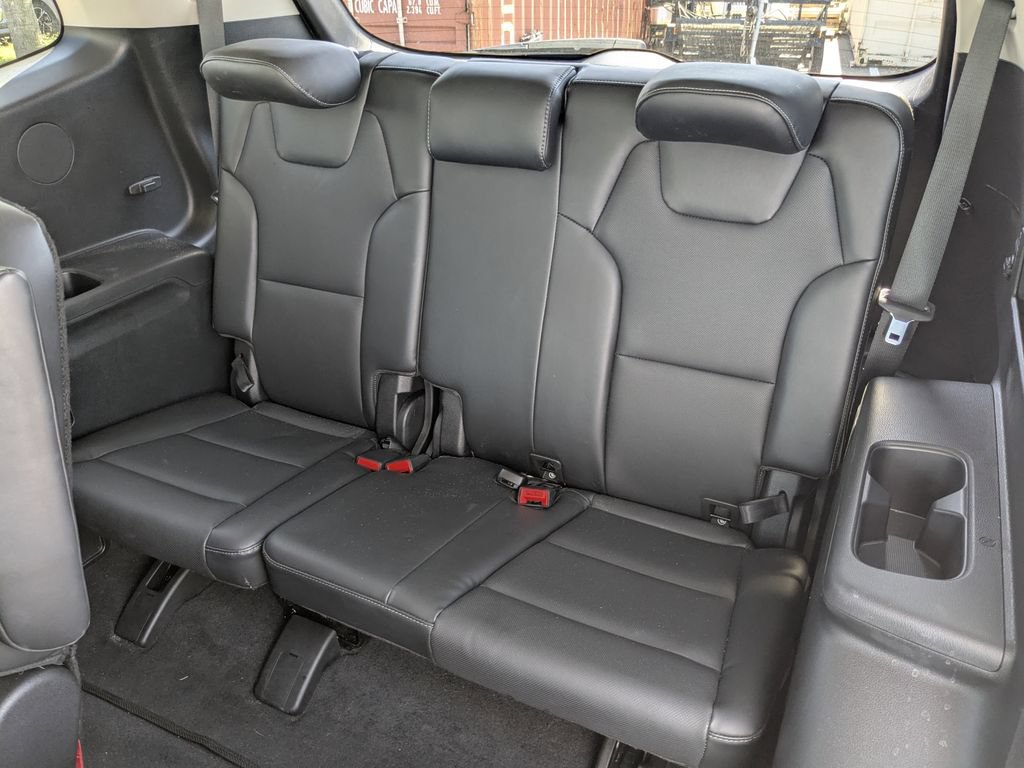 Used 2025 Kia Telluride S FWD image 17