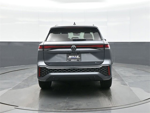 New 2026 Volkswagen Tiguan SE R-Line image 6