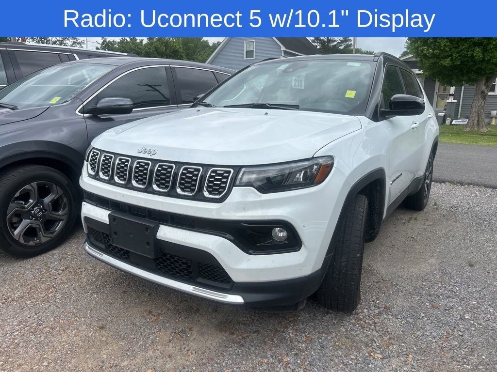 Used 2025 Jeep Compass Limited AWD/4WD image 4