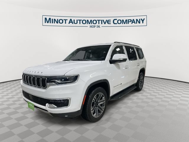 Certified 2022 Jeep Wagoneer Series III AWD/4WD image 4