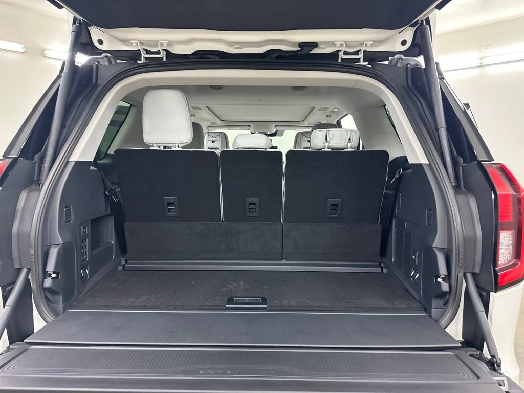 New 2027 Ford Expedition Platinum w/ Platinum Ultimate Package AWD/4WD image 30