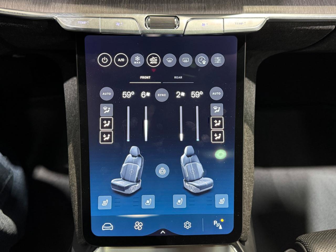 Used 2022 Lucid Air Grand Touring image 49