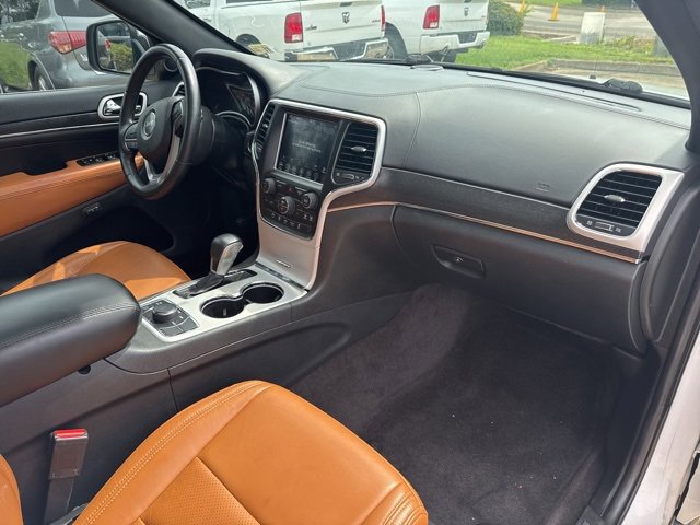 Used 2018 Jeep Grand Cherokee Limited image 15