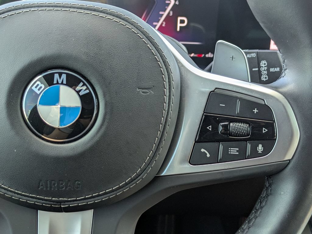 Used 2026 BMW X7 xDrive40i w/ Executive Package AWD/4WD image 17