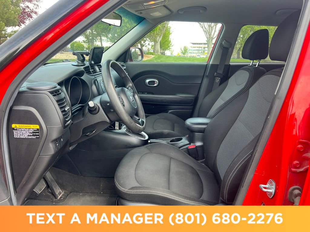 Used 2017 Kia Soul + FWD image 14