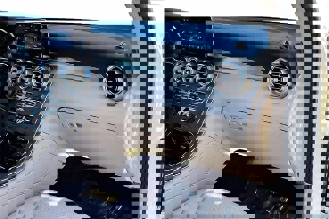 Certified 2022 Mercedes-Benz GLC 300 4MATIC image 29