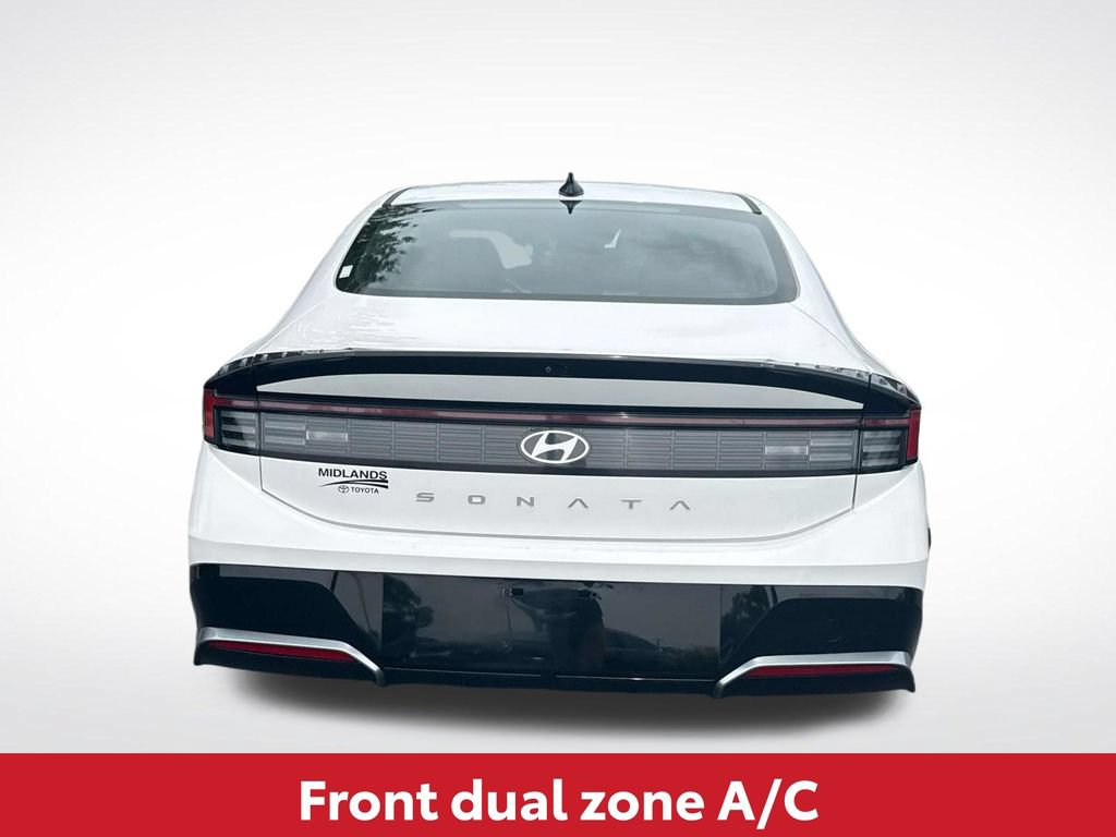 Used 2025 Hyundai Sonata SEL FWD image 8